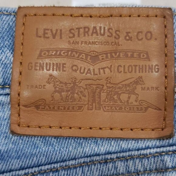 Levi's 501 Women's sz 28 Big E Wedgie Light Wash Denim - Picture 10 of 10